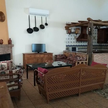 منزل الضيف Bedmar y Garciez  في Cortijo El Cercadillo المظهر الخارجي الصورة